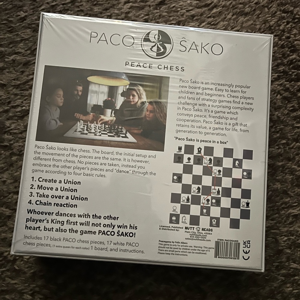 Paco Sako Peace Chess Set - Picture 2 of 2